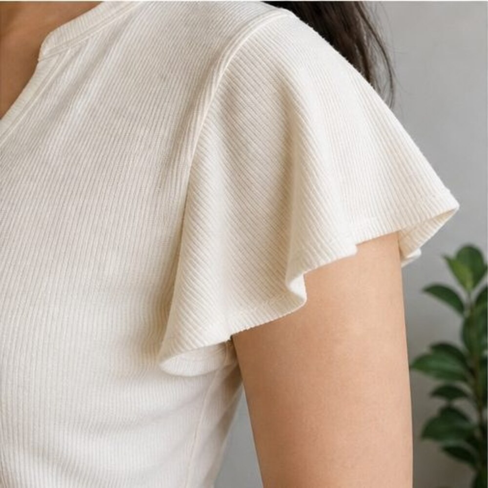 Cream Ruffle Blouse - Picture 5 of 6